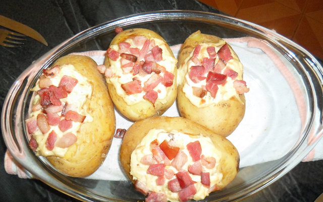 Batata recheada de frango