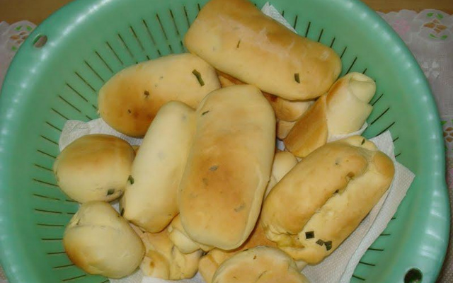 Pão caseiro com fermento em pó da Denise