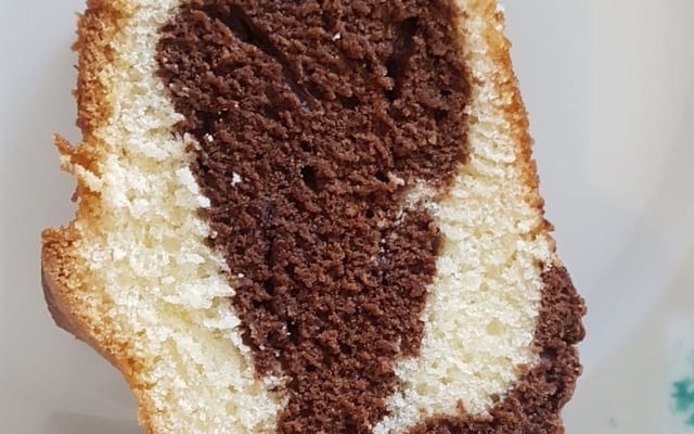 Bolo mesclado de liquidificador