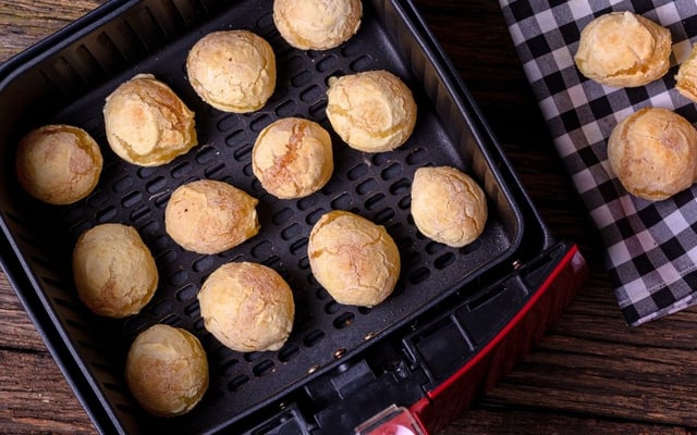 Pão de queijo na airfryer