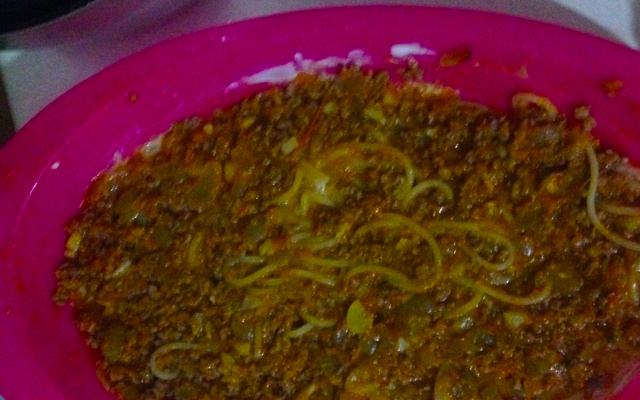 Macarrão com carne moída