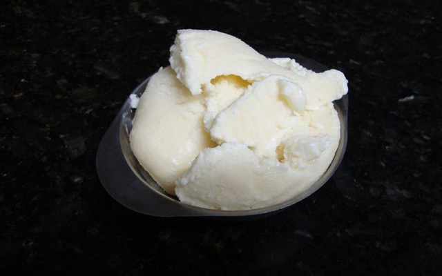 Sorvete de coco cremoso