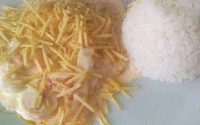 Camarão ao catupiry e requeijão