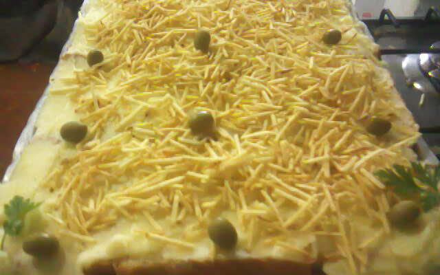 Bolo salgado de pão de forma