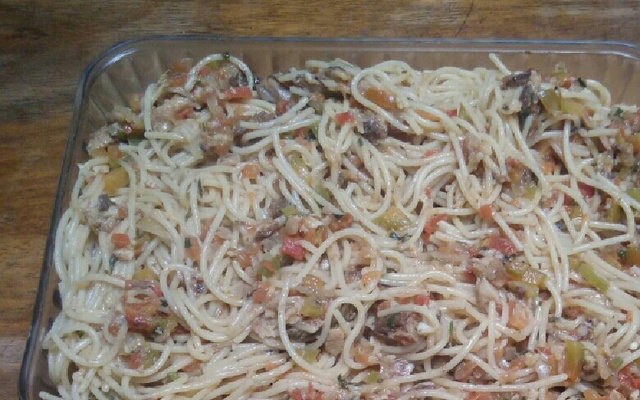 Macarronada com sardinha