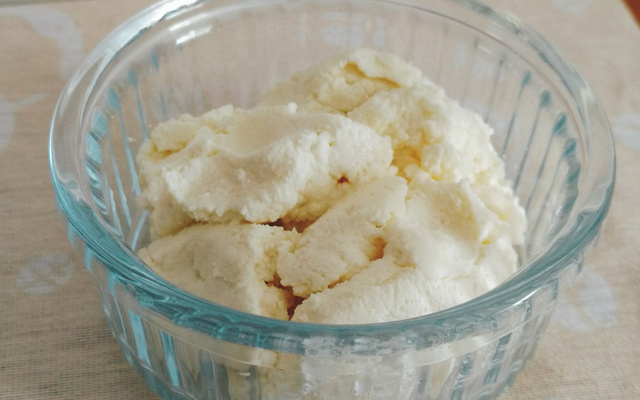 Queijo cottage caseiro