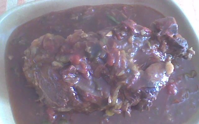 Carne de panela com mamão verde