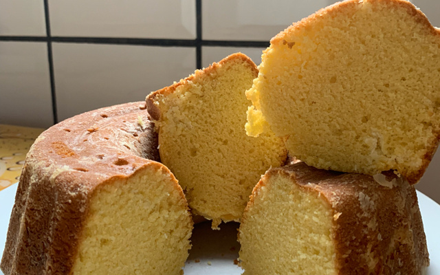 Bolo fácil de fubá - falsa broa