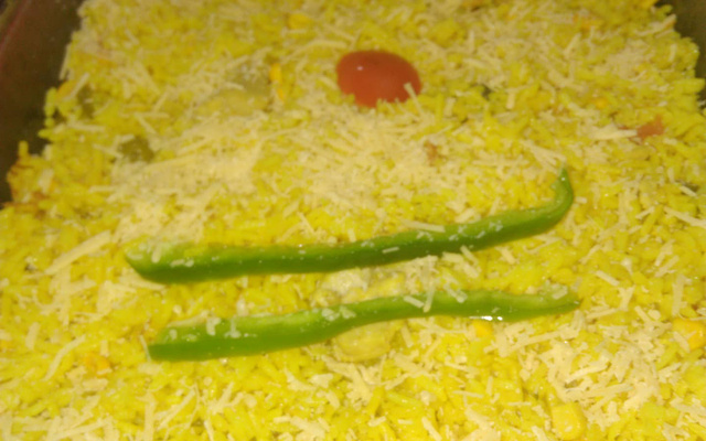 Arroz com frango xadrez