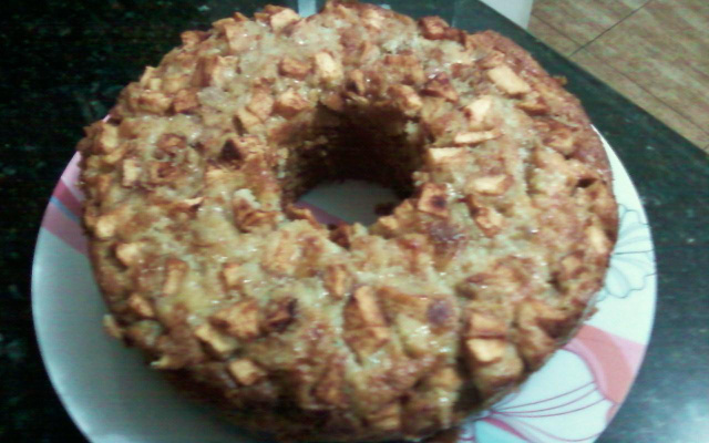 Bolo de maçã com canela