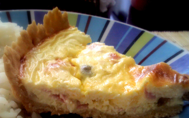 Torta maravilhosa de queijo com iogurte