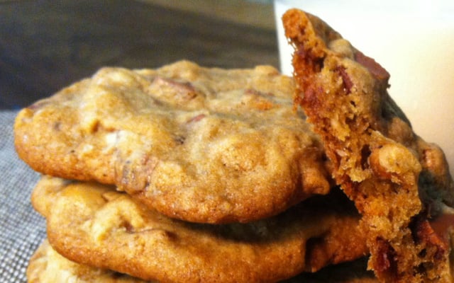 Cookie de nozes e chocolate