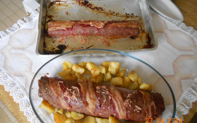 Rocambole de Carne moída