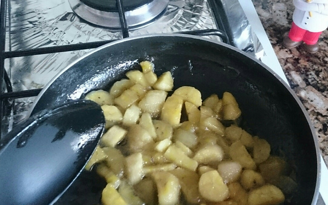 Sorvete de banana com cachaça