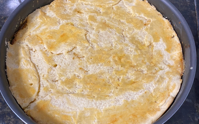 Torta de camarão com requeijão (tipo empadão)