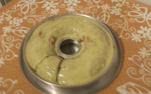 Bolo de gelatina de limão