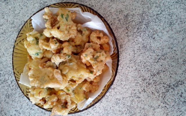 Bolinho de couve-flor à moda árabe