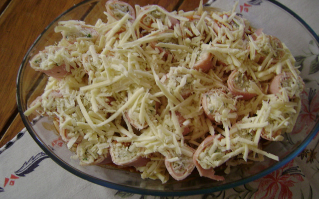 Enroladinho de macarrão