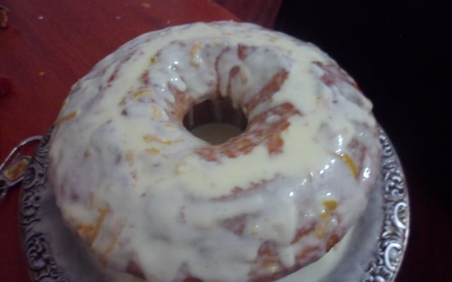 Bolo de laranja com casca fácil