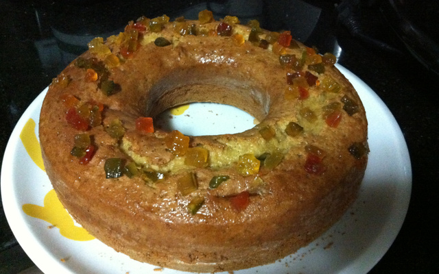 Bolo de fruta cristalizada