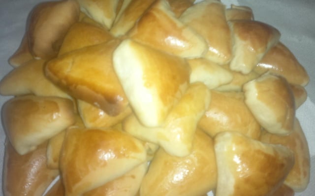 Esfiha de carne temperada