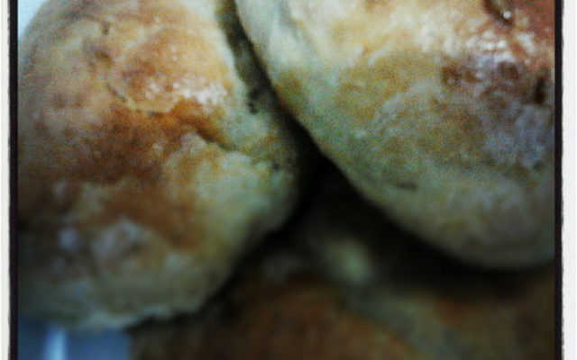 Pão de batata com frango e catupiry