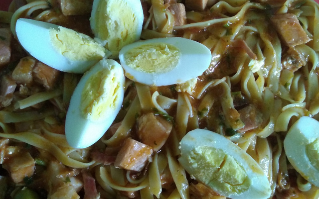 Macarrão com linguiça