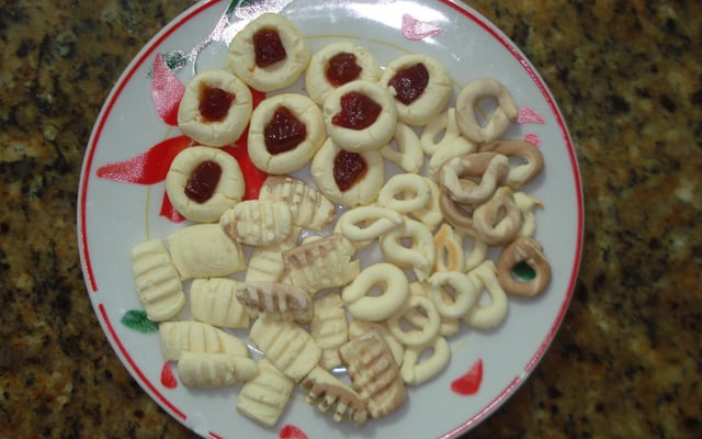 Sequilhos de nata e leite condensado