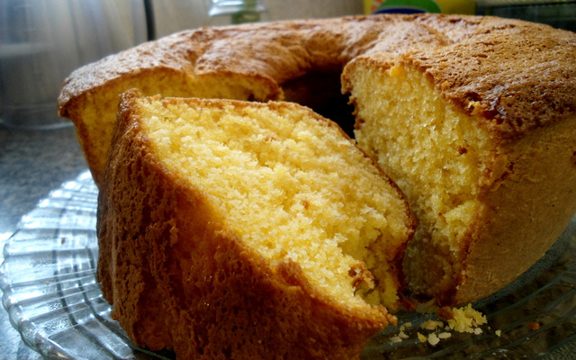 Bolo de fubá com laranja fofinho