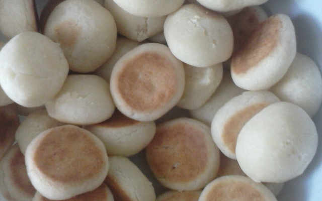 Pão de queijo fácil