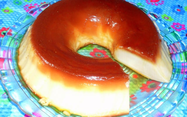 Pudim de pão sabor baunilha fácil