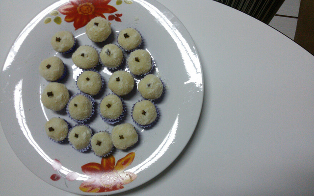 Beijinho de leite de coco