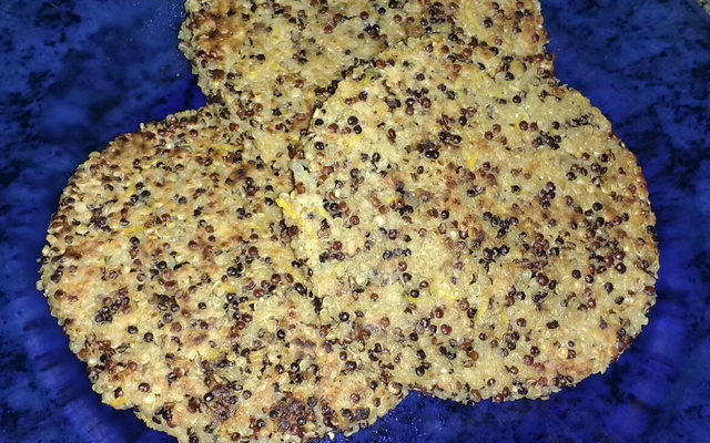 Hambúrguer de quinoa