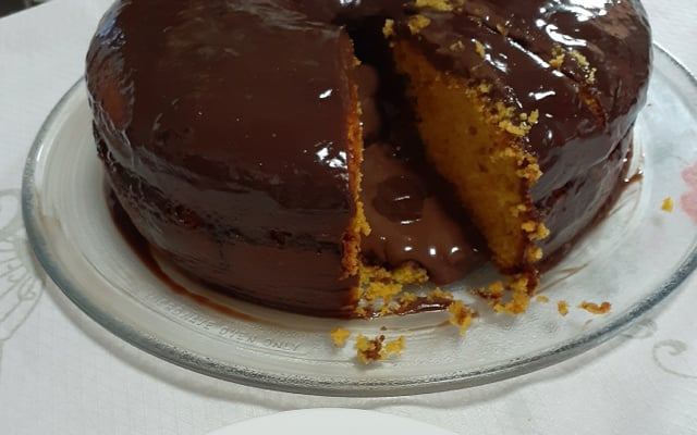 Bolo vulcão de cenoura