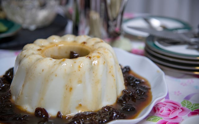 Manjar de coco com leite condensado fácil e delicioso