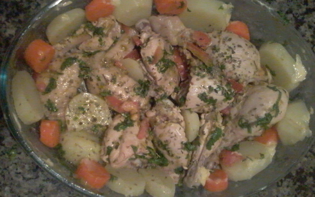 Frango ao forno com legumes