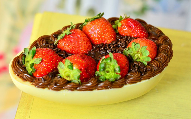 Sorvete no ovo de páscoa