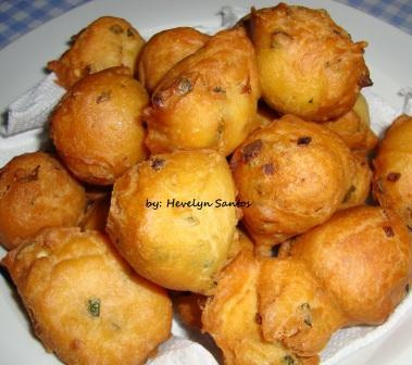 Bolinho de chuva salgado diferente