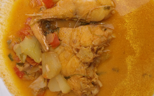 Moqueca de peixe à baiana