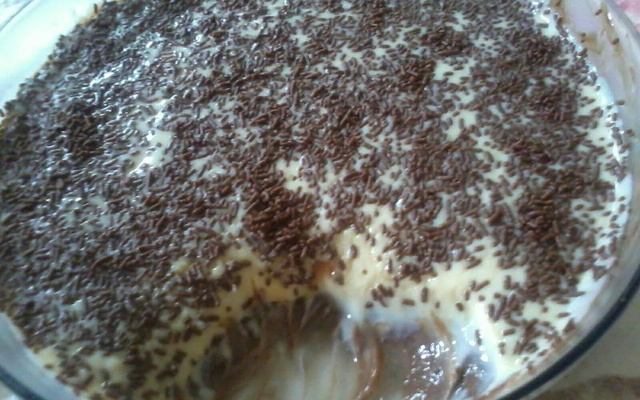 Doce dois brigadeiros