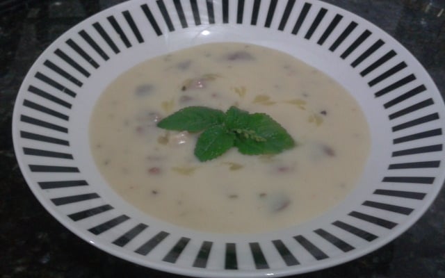 Caldo de batata com bacon