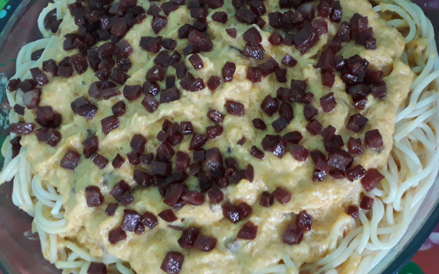 Espaguete ao molho de abóbora