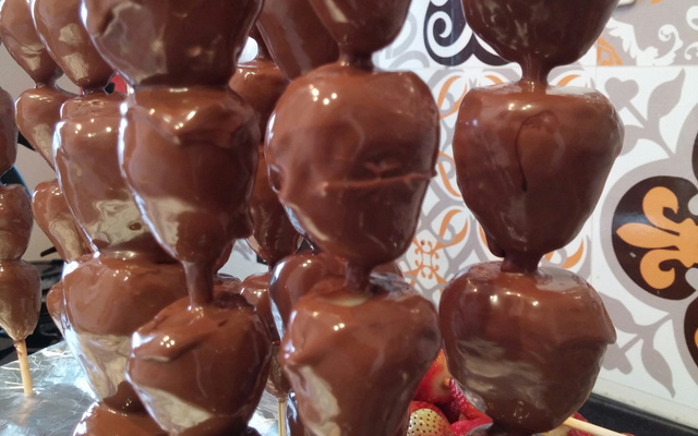 Espeto de morango com chocolate