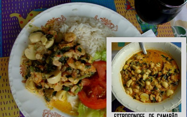 Estrogonofe de camarão