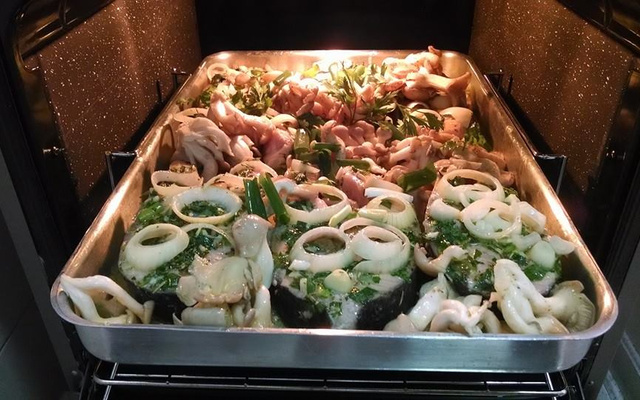 Postas de salmão com shimeji