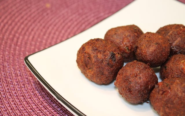 Bolinho de carne moída fácil