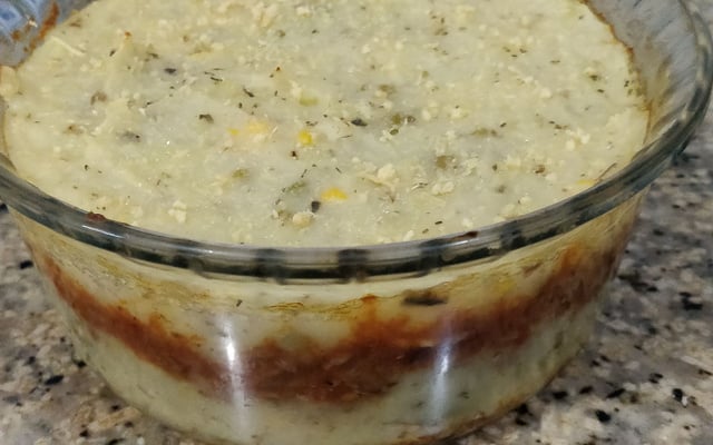 Escondidinho de carne