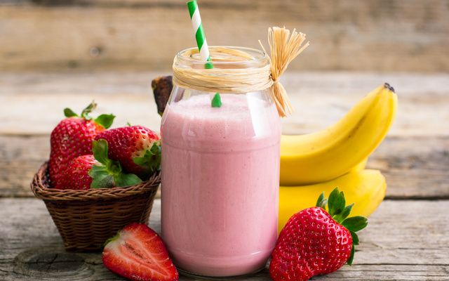 Smoothie de morango e banana - vitamínico