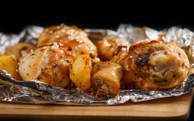 Frango com batatas ao forno