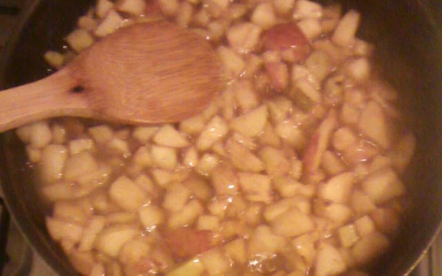 Maçã na frigideira